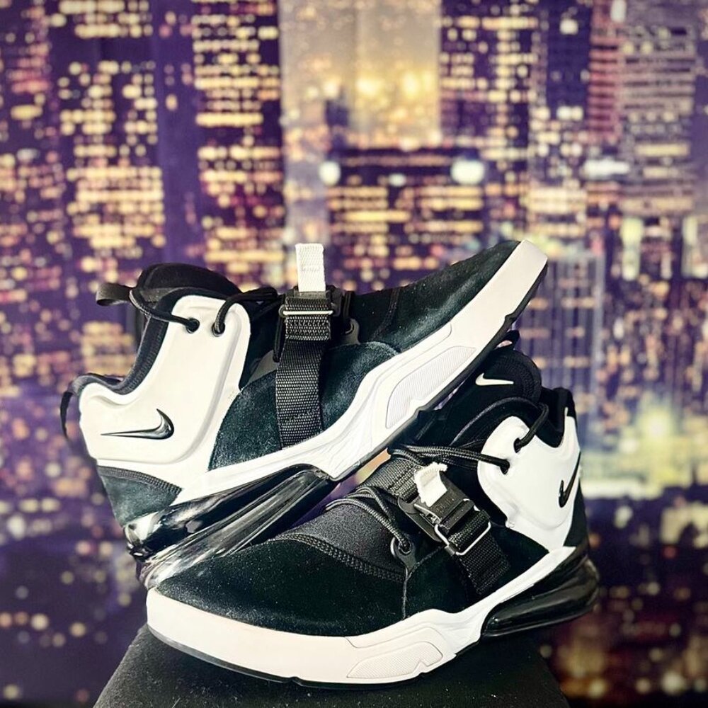 Nike Air Force 270 White/Black SZ12